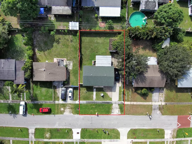 3890 Ocala RD, Lake Worth, FL 33462