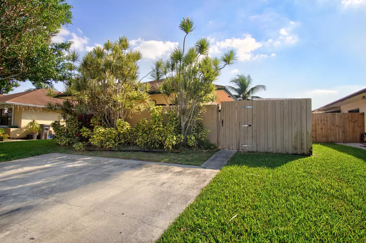 West Palm Beach, FL 33415,4826 Luqui CT