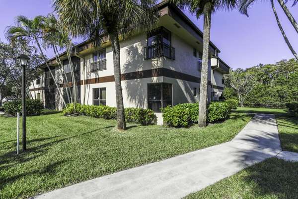 2670 N Carambola CIR 1754,  Coconut Creek,  FL 33066