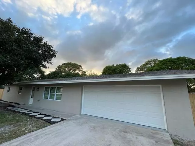 3201 Duban TER, Fort Pierce, FL 34982