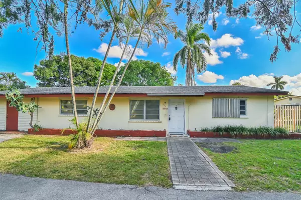 1444 Drexel RD, West Palm Beach, FL 33417