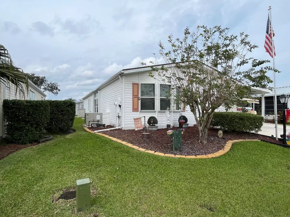 Port Saint Lucie, FL 34952,7821 Meadowlark LN