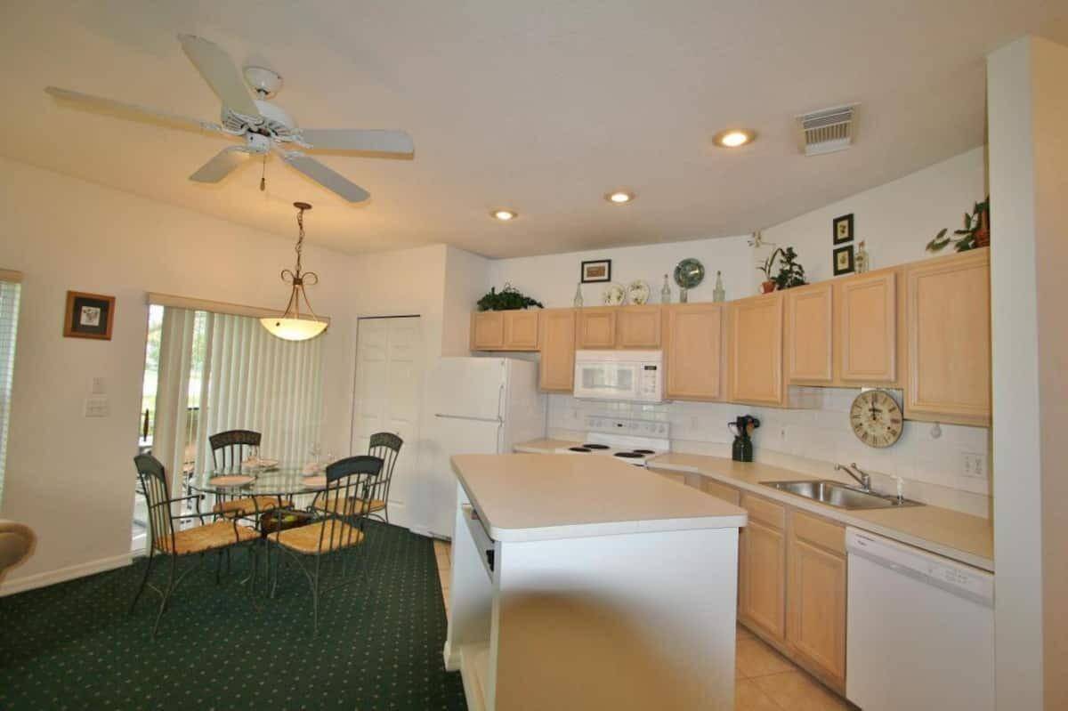 Port Saint Lucie, FL 34986,9854 Perfect DR 33