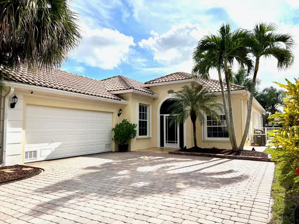 8052 Jolly Harbour CT, Wellington, FL 33414