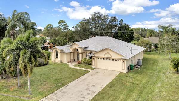 513 SE Cliff RD, Port Saint Lucie, FL 34984