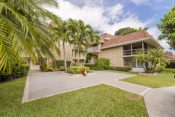 Palm Beach Gardens, FL 33418,5500 Tamberlane CIR 202