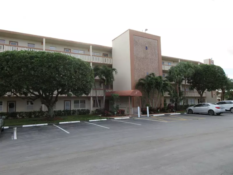 3024 Newcastle B 3024, Boca Raton, FL 33434