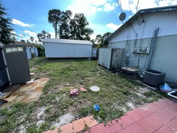 Greenacres, FL 33463,3150 Jennings Av