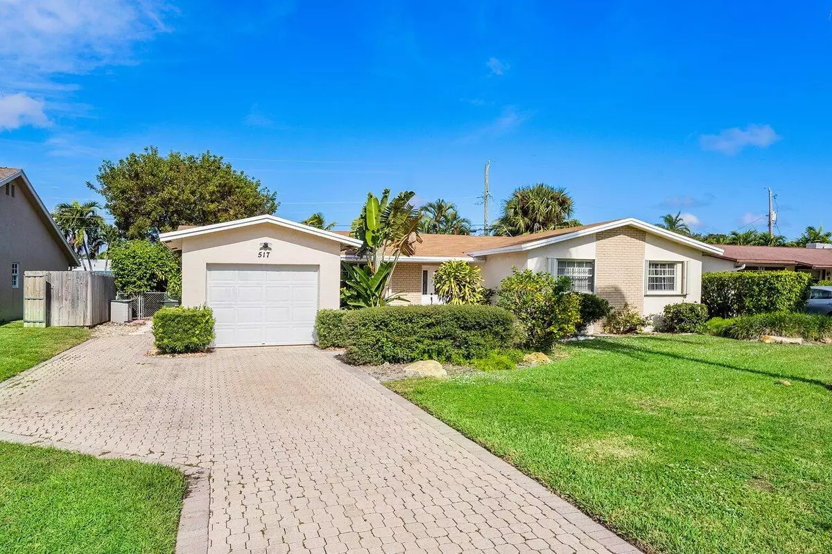 Delray Beach, FL 33444,517 Heron DR