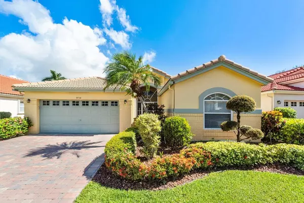 9734 Harbour Lake CIR, Boynton Beach, FL 33437