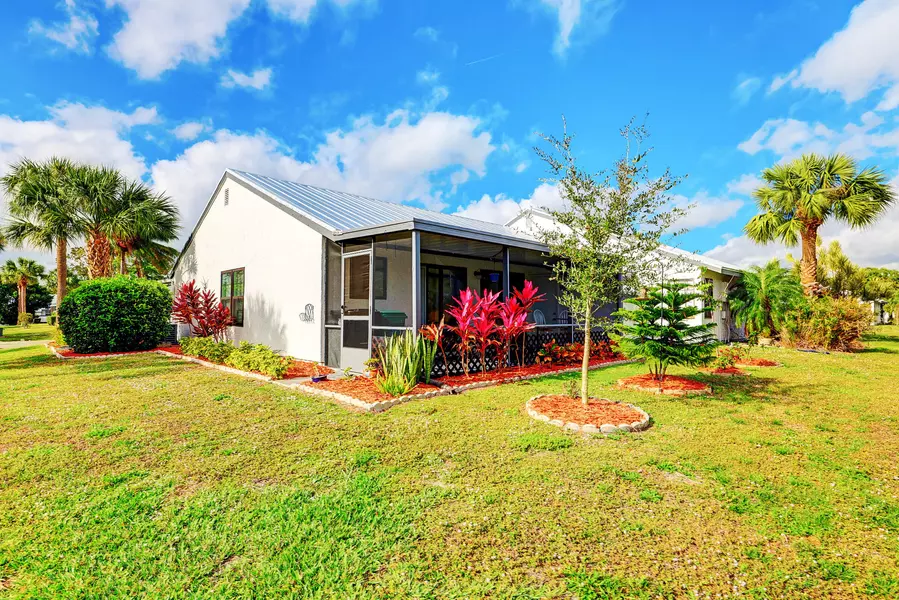 421 SW Bill Traitel AVE, Port Saint Lucie, FL 34953