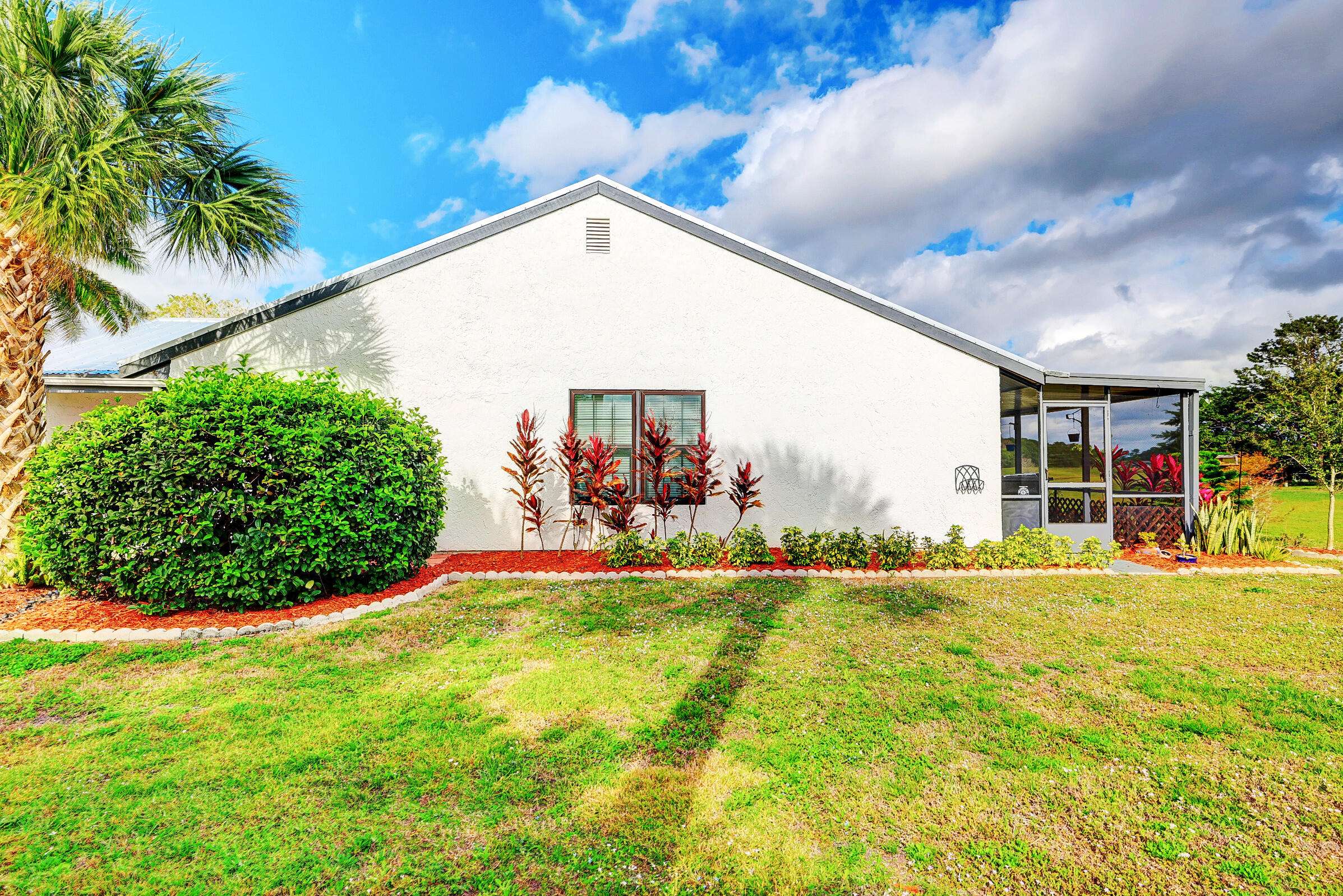 Port Saint Lucie, FL 34953,421 SW Bill Traitel AVE