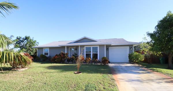 618 SW Nichols TER, Port Saint Lucie, FL 34953