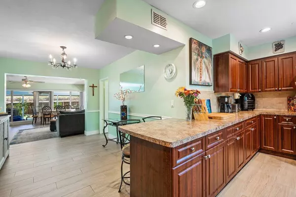 Pompano Beach, FL 33062,2930 NE 22nd CT