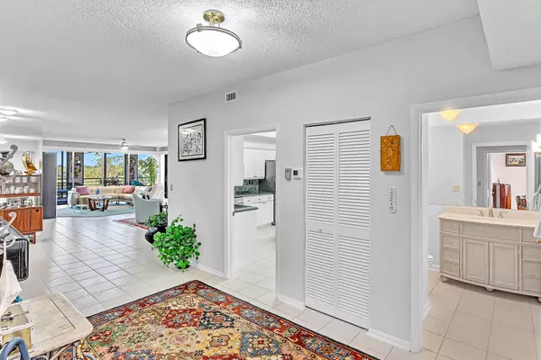 Boca Raton, FL 33433,7235 Promenade DR K301