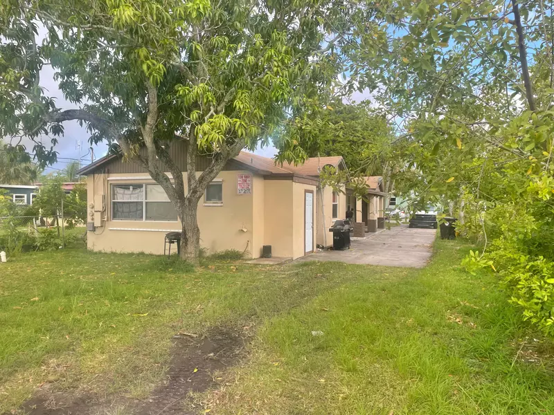 614 N E ST, Lake Worth Beach, FL 33460