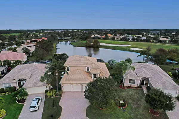 Port Saint Lucie, FL 34983,608 NW Waverly CIR