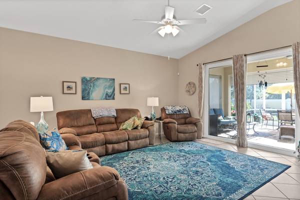 Vero Beach, FL 32966,6237 Thames PL