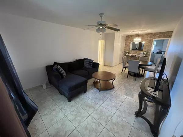 Pompano Beach, FL 33064,1350 E Sample RD 301