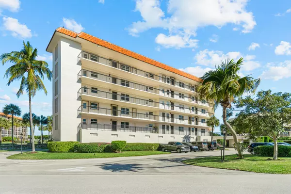 Boca Raton, FL 33431,2871 N Ocean BLVD D306