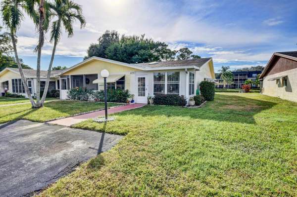 6058 La Palma LN, Delray Beach, FL 33484