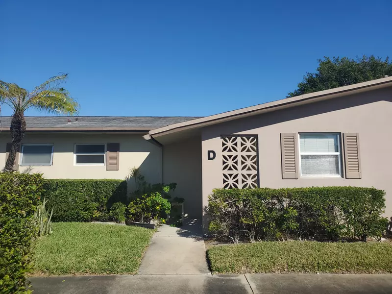 5243 Cresthaven D BLVD D, West Palm Beach, FL 33415