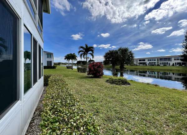 4 Chatham A,  West Palm Beach,  FL 33417