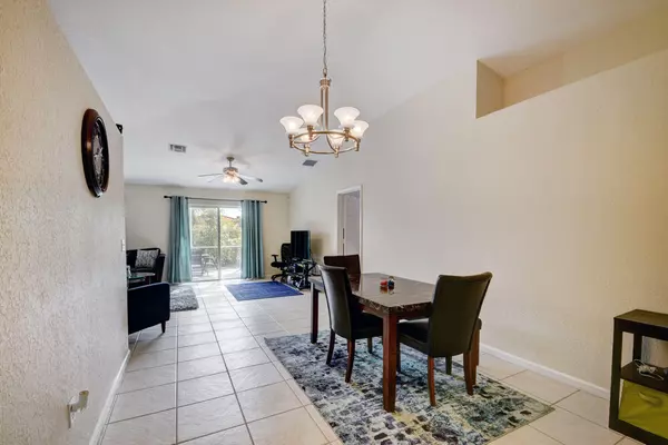 West Palm Beach, FL 33415,6036 Azalea CIR