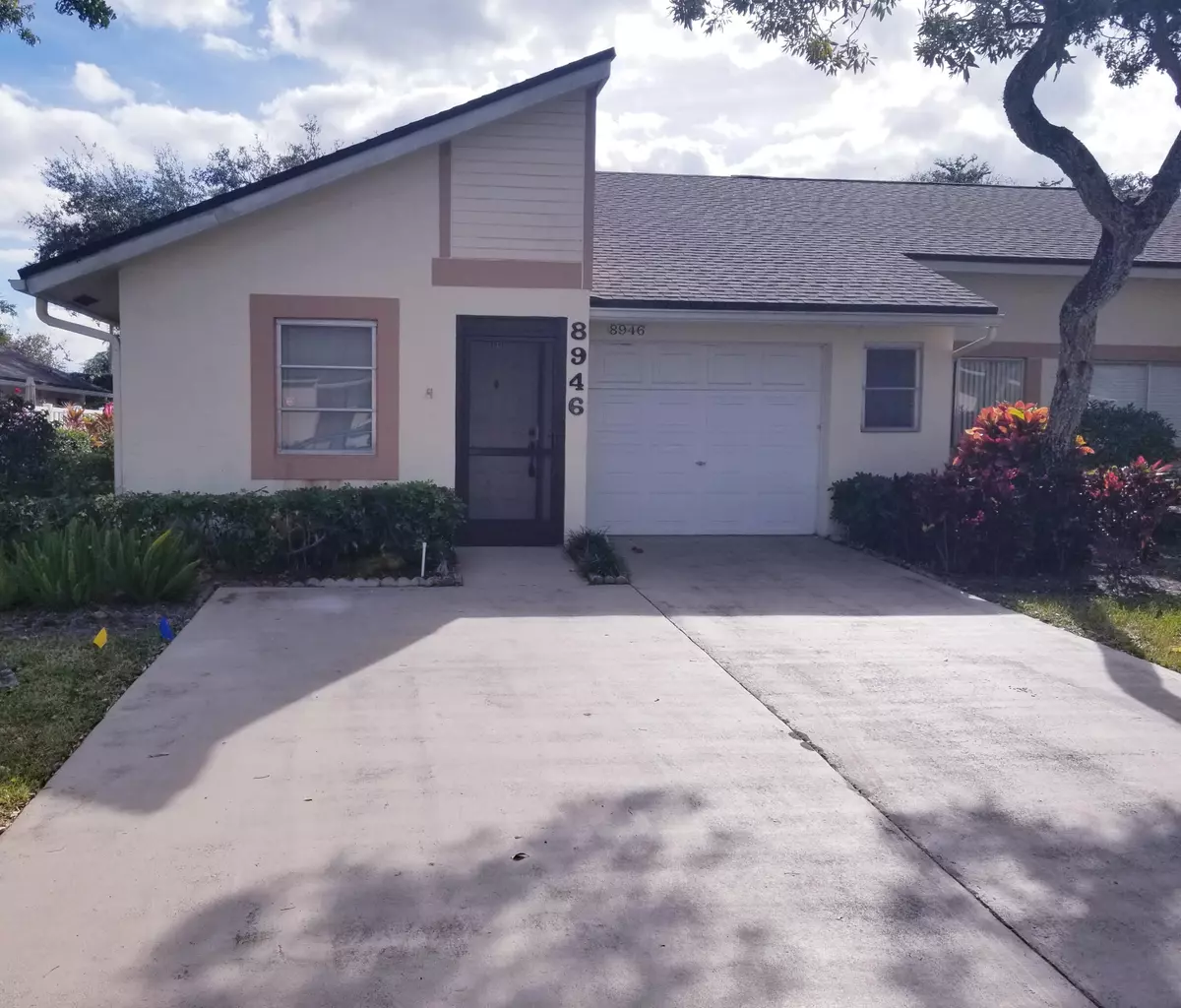 Boca Raton, FL 33496,8946 Windtree ST