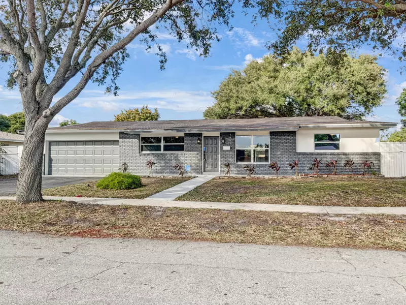 4461 NW 5th PL, Plantation, FL 33317