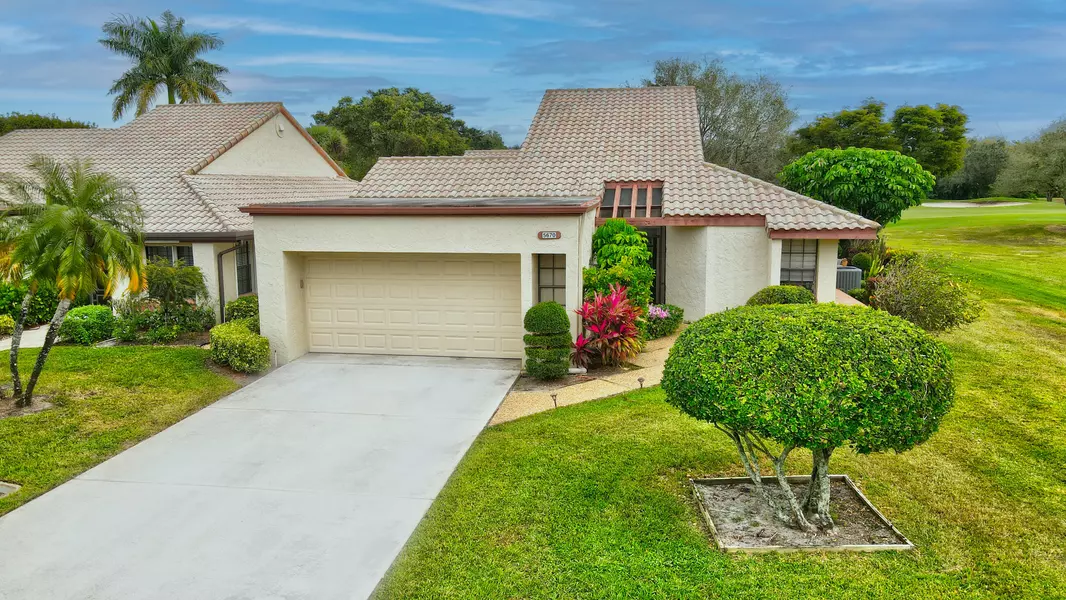 5670 Kiowa CIR, Boynton Beach, FL 33437