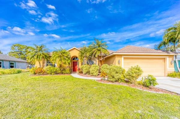 1349 SW Vicuna LN, Port Saint Lucie, FL 34953