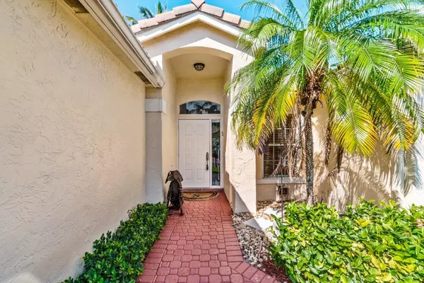 Boca Raton, FL 33487,17305 Boca Club BLVD 3