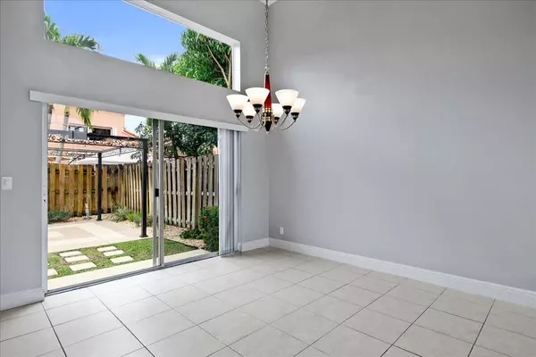 Lake Worth, FL 33467,6572 Constance ST