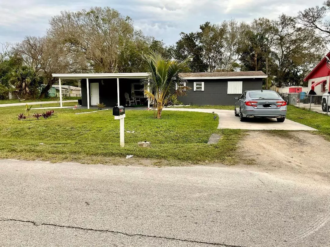 Fort Pierce, FL 34947,110 N 40th ST