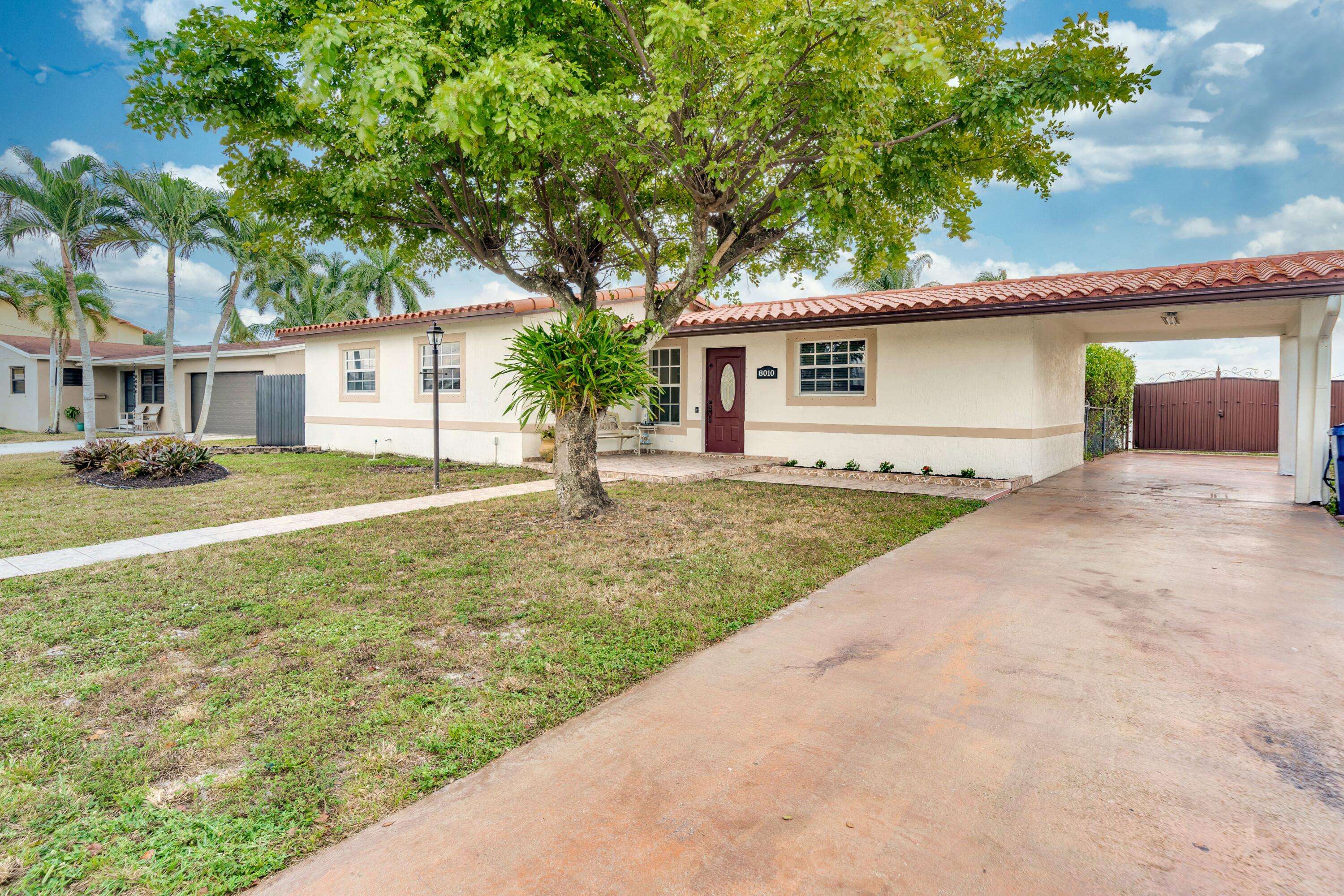 Hialeah, FL 33015,8010 NW 185th ST