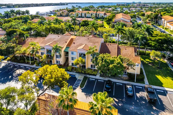 Hypoluxo, FL 33462,140 Yacht Club WAY 107