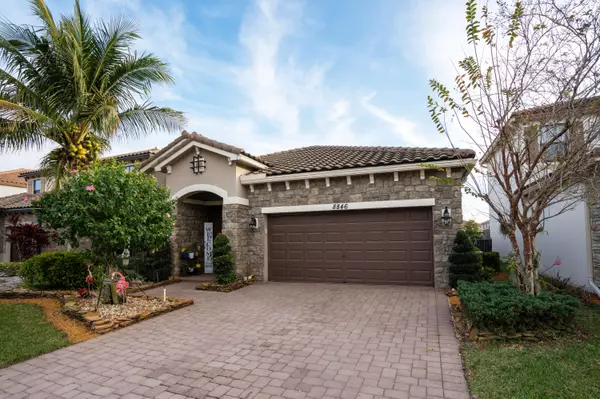 Lake Worth, FL 33467,8846 Willow Cove LN