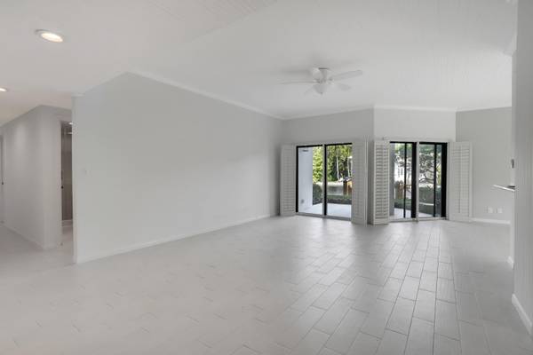 Delray Beach, FL 33483,800 Andrews AVE 7