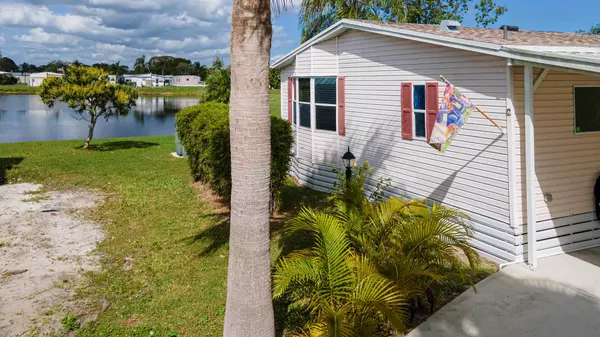 Port Saint Lucie, FL 34952,12 Juan Carlos LN