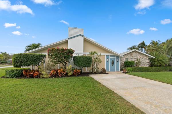 Jensen Beach, FL 34957,1052 NE Country WAY