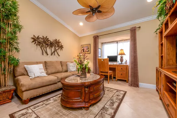 Boca Raton, FL 33433,7876 Granada PL 702