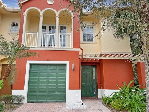 101 Via Emilia,  Royal Palm Beach,  FL 33411