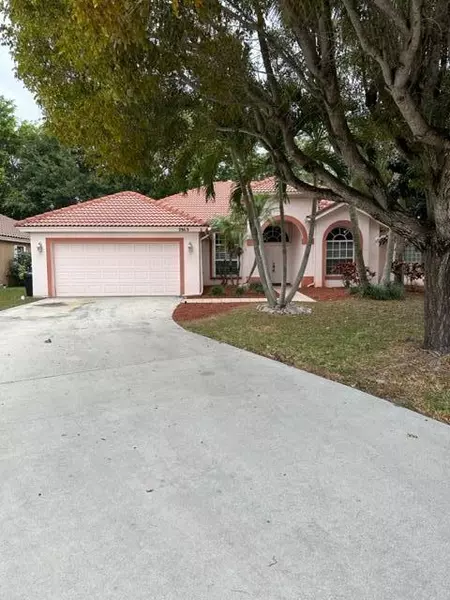 7863 Belmont DR, Lake Worth, FL 33467