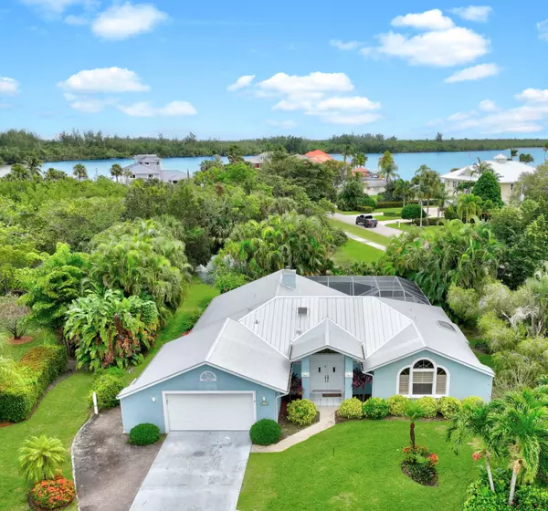 4212 SE Rainbows End, Stuart, FL 34997