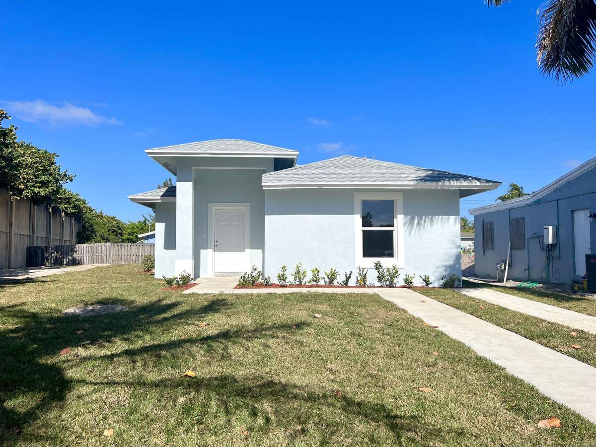 Lake Worth Beach, FL 33460,1760 N 12th CT