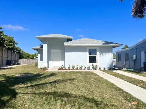 1760 N 12th CT, Lake Worth Beach, FL 33460