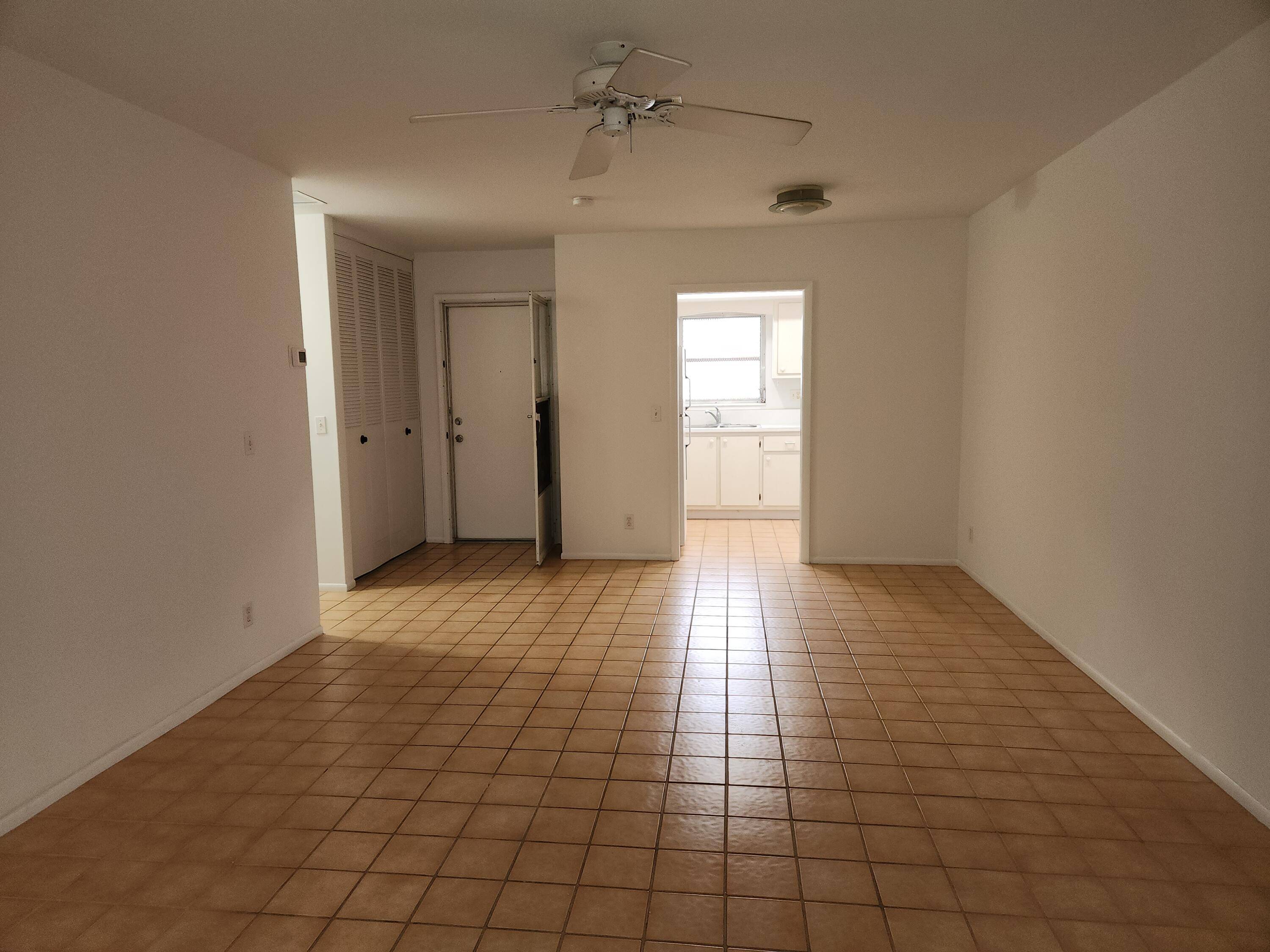 West Palm Beach, FL 33415,2681 Barkley DR F