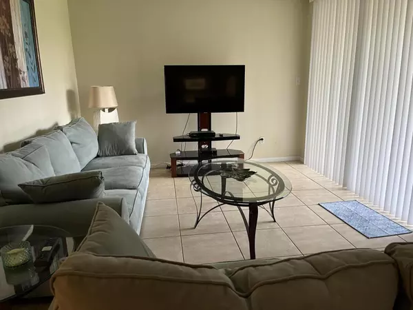 Delray Beach, FL 33444,1915 Lavers CIR E107