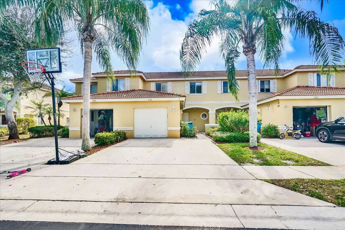 Boynton Beach, FL 33436,1523 Arezzo CIR